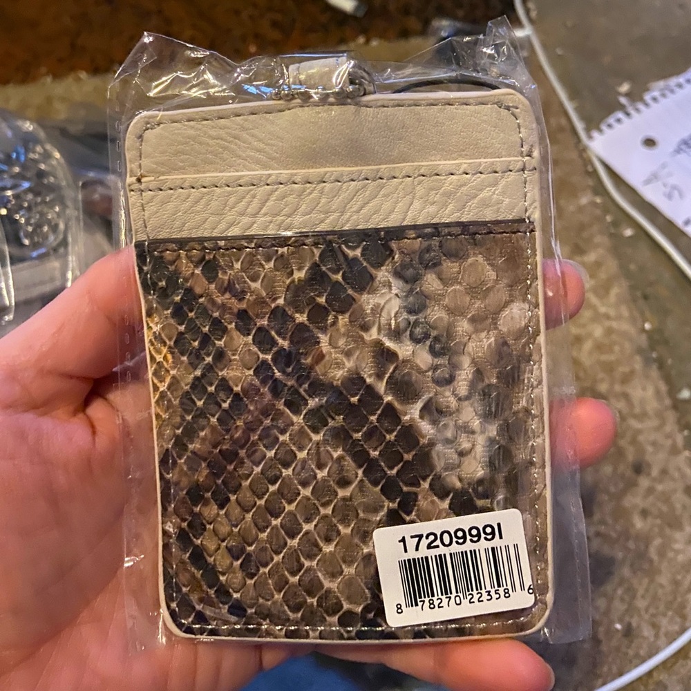 Coco + Carmen Id holder